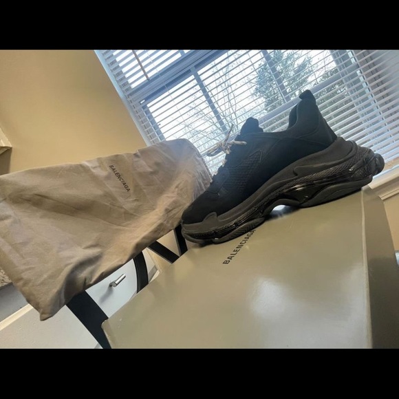 Men's Balenciagas - Picture 3 of 6